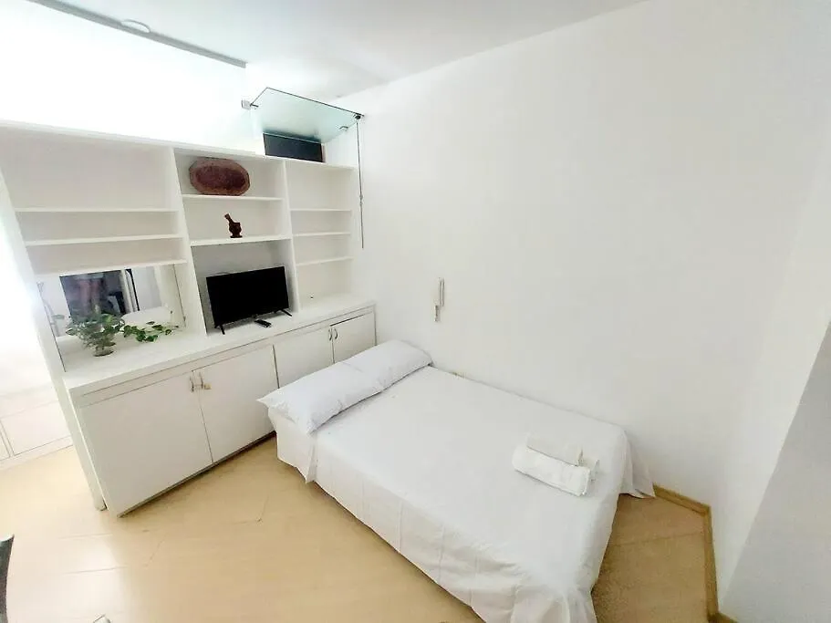 45 Casa Da Vovo Av Paulista X Metro Brigadeiro Pro Matre Wifi 300 Apartment Sao Paulo 0*,  Brazil